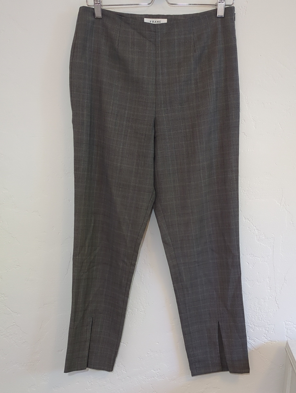 FRAME 100% Fine Wool Grey Plaid Women's Trousers